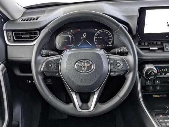 Toyota RAV4 V (XA50) с пробегом 2024 года, цена 4 085 000 рублей, 11747 км, внедорожник, Автокод Объявления