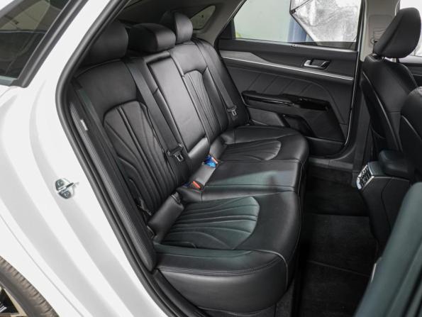 Kia K5 III Рестайлинг с пробегом 2024 года, цена 4 719 000 рублей, 31111 км, седан, Автокод Объявления