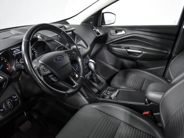 Ford Kuga II Рестайлинг с пробегом 2017 года, цена 1 790 000 рублей, 80499 км, внедорожник, Автокод Объявления
