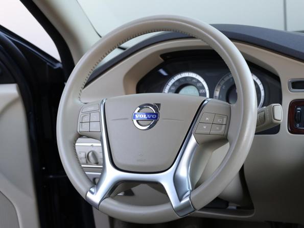 Volvo S80 II Рестайлинг с пробегом 2010 года, цена 1 049 000 рублей, 279383 км, седан, Автокод Объявления