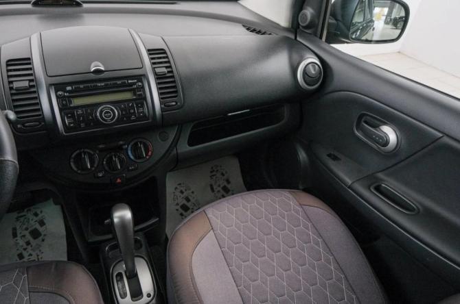 Nissan Note I Рестайлинг с пробегом 2009 года, цена 679 000 рублей, 179400 км, хэтчбек, Автокод Объявления