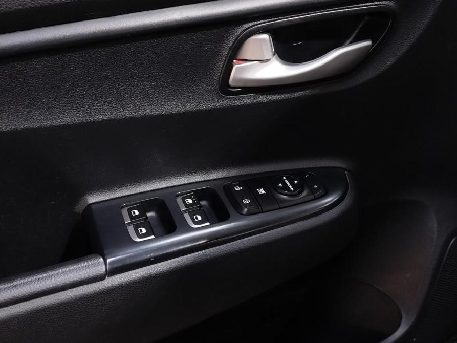 Kia Rio IV Санкт-Петербург  - изображение 13
