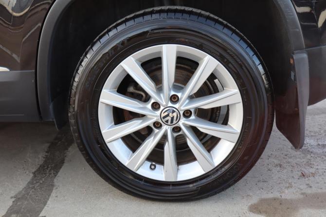 Volkswagen Tiguan I Рестайлинг с пробегом 2013 года, цена 1 319 000 рублей, 100000 км, внедорожник, Автокод Объявления