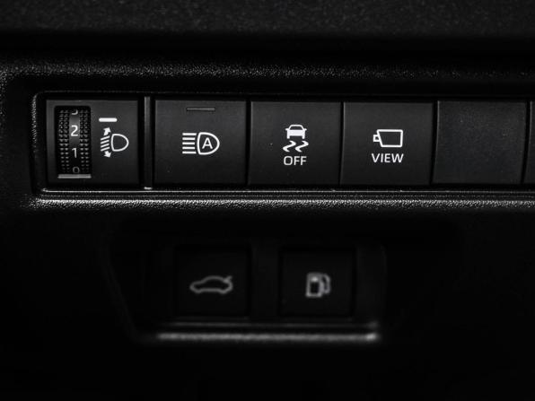 Toyota Camry IX (XV80) China Market с пробегом 2026 года, цена 4 374 000 рублей, 22 км, седан, Автокод Объявления