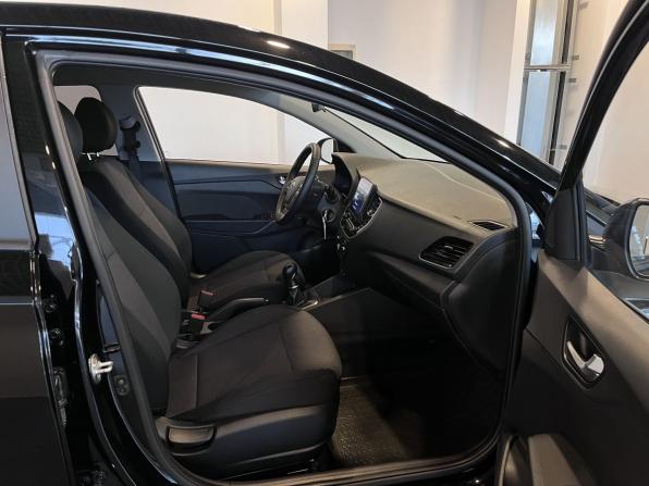Hyundai Solaris II Рестайлинг с пробегом 2021 года, цена 1 550 000 рублей, 89945 км, седан, Автокод Объявления