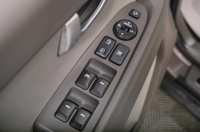 Kia Sportage III с пробегом 2012 года, цена 1 349 000 рублей, 186000 км, внедорожник, Автокод Объявления