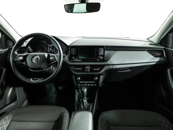 Skoda Rapid II с пробегом 2021 года, цена 1 410 000 рублей, 180676 км, лифтбек, Автокод Объявления