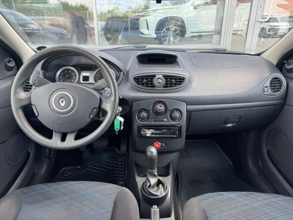 Renault Clio III с пробегом 2007 года, цена 300 000 рублей, 147053 км, хэтчбек, Автокод Объявления