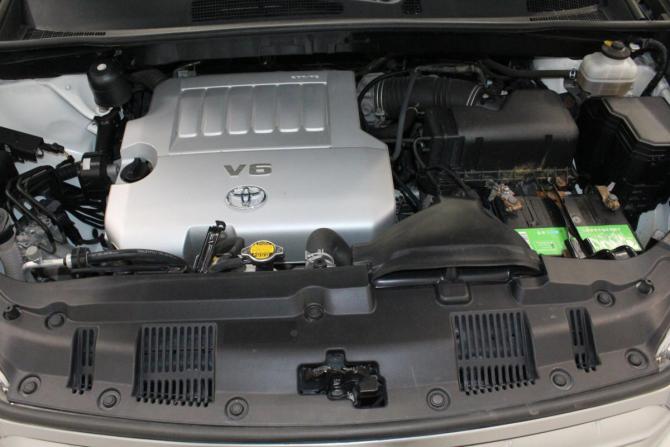 Toyota Highlander II (XU40) Рестайлинг с пробегом 2011 года, цена 2 149 000 рублей, 125218 км, внедорожник, Автокод Объявления