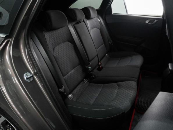 Kia Ceed III с пробегом 2019 года, цена 1 799 000 рублей, 91420 км, универсал, Автокод Объявления
