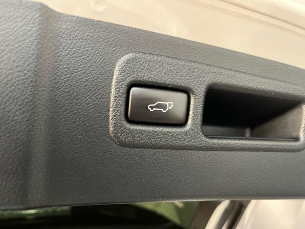 Lexus NX I с пробегом 2015 года, цена 2 420 000 рублей, 124400 км, внедорожник, Автокод Объявления