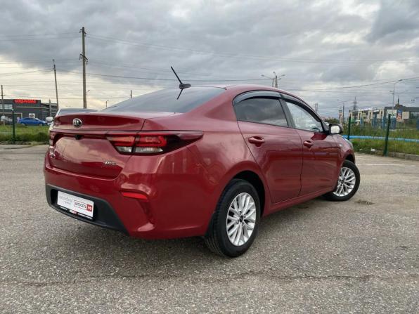 Kia Rio IV с пробегом 2018 года, цена 1 355 000 рублей, 51220 км, седан, Автокод Объявления