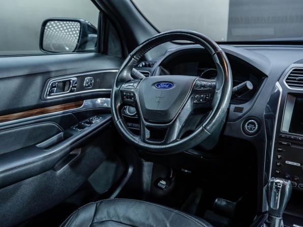 Ford Explorer V Рестайлинг 2 с пробегом 2019 года, цена 3 290 000 рублей, 93062 км, внедорожник, Автокод Объявления