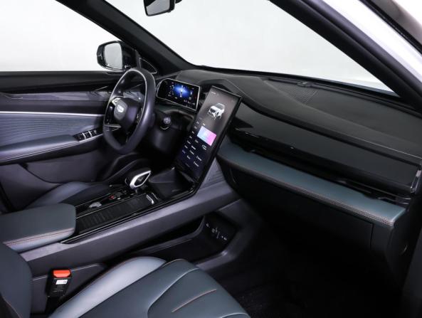 Geely Atlas II с пробегом 2024 года, цена 2 344 000 рублей, 26900 км, внедорожник, Автокод Объявления