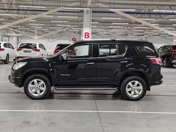 Chevrolet TrailBlazer II с пробегом 2013 года, цена 1 695 000 рублей, 97721 км, внедорожник, Автокод Объявления
