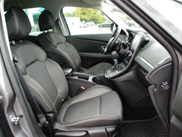 Renault Scenic IV с пробегом 2020 года, цена 1 990 000 рублей, 90690 км, компактвэн, Автокод Объявления