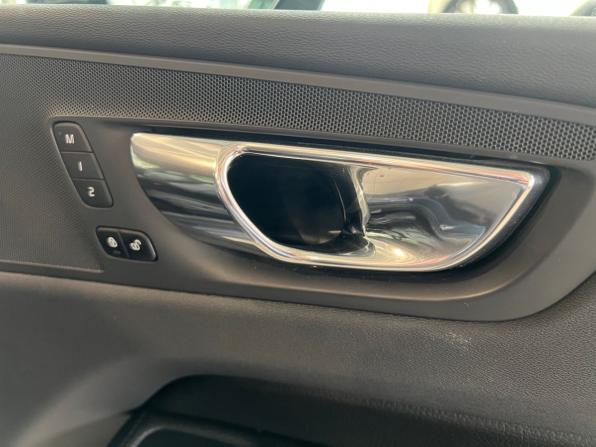 Volvo XC60 II с пробегом 2018 года, цена 2 825 900 рублей, 254195 км, внедорожник, Автокод Объявления