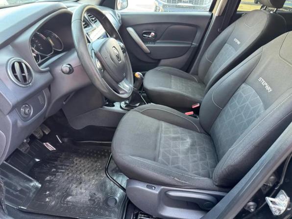Renault Sandero II с пробегом 2016 года, цена 695 000 рублей, 188087 км, хэтчбек, Автокод Объявления