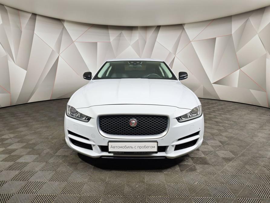 Jaguar XE I Москва  - изображение 7