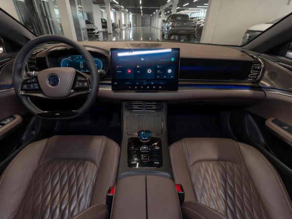 BYD Han I Рестайлинг с пробегом 2023 года, цена 3 700 000 рублей, 56397 км, седан, Автокод Объявления
