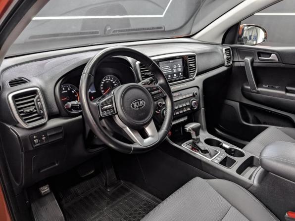 Kia Sportage IV Рестайлинг с пробегом 2019 года, цена 2 365 000 рублей, 75479 км, внедорожник, Автокод Объявления