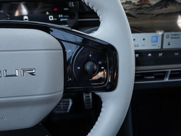 JETOUR DASHING I с пробегом 2024 года, цена 2 732 500 рублей, 15584 км, внедорожник, Автокод Объявления