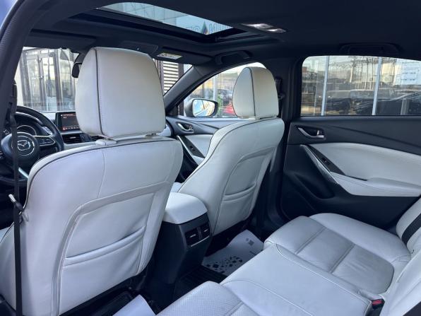 Mazda 6 III (GJ) Рестайлинг 2 с пробегом 2018 года, цена 2 520 000 рублей, 119000 км, седан, Автокод Объявления