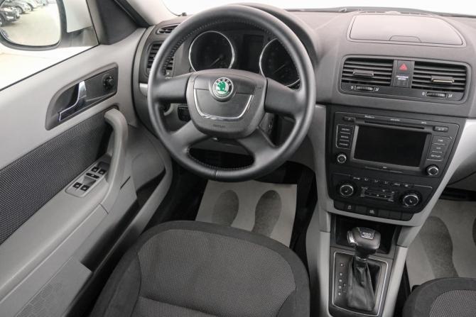 Skoda Yeti I с пробегом 2011 года, цена 959 000 рублей, 197800 км, внедорожник, Автокод Объявления