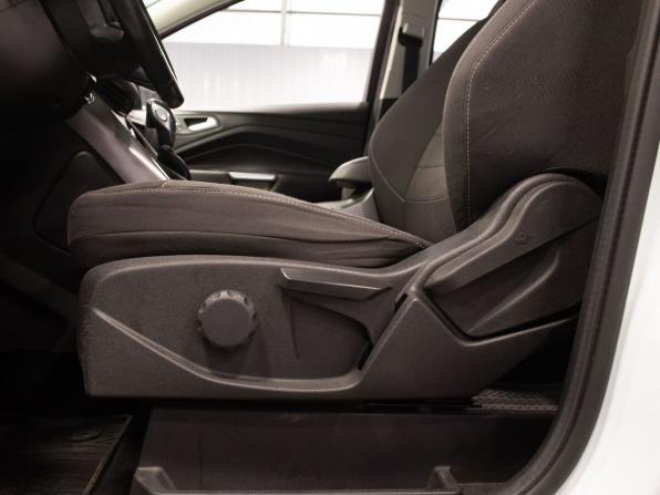 Ford Kuga II с пробегом 2016 года, цена 1 370 000 рублей, 228653 км, внедорожник, Автокод Объявления
