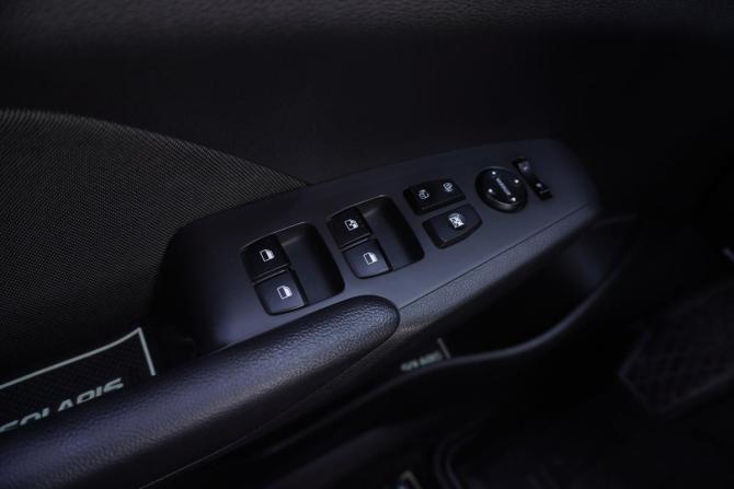 Hyundai Solaris II Рестайлинг с пробегом 2022 года, цена 1 678 000 рублей, 64376 км, седан, Автокод Объявления
