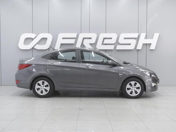 Hyundai Solaris I с пробегом 2014 года, цена 885 000 рублей, 165769 км, седан, Автокод Объявления