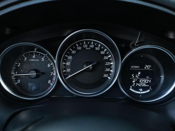 Mazda CX-5 I Рестайлинг с пробегом 2016 года, цена 1 849 000 рублей, 214206 км, внедорожник, Автокод Объявления
