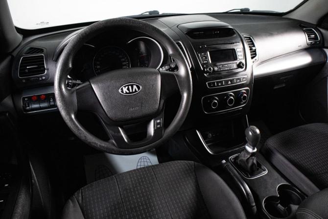 Kia Sorento II Рестайлинг с пробегом 2013 года, цена 1 379 000 рублей, 133000 км, внедорожник, Автокод Объявления