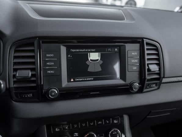 Skoda Karoq I с пробегом 2020 года, цена 2 095 000 рублей, 102110 км, внедорожник, Автокод Объявления