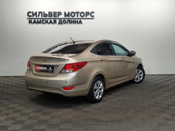 Hyundai Solaris I с пробегом 2012 года, цена 759 000 рублей, 156100 км, седан, Автокод Объявления