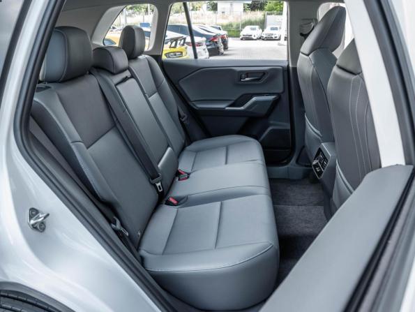 Toyota RAV4 VI (XA60) с пробегом 2026 года, цена 4 339 000 рублей, 35 км, внедорожник, Автокод Объявления