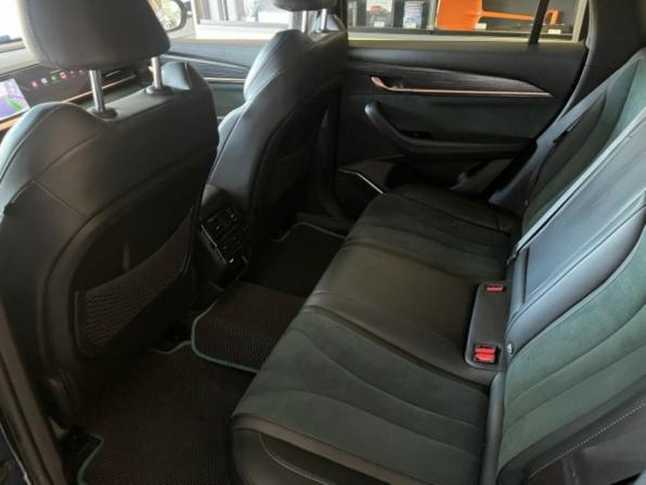 Geely Monjaro I с пробегом 2023 года, цена 2 981 000 рублей, 58298 км, внедорожник, Автокод Объявления