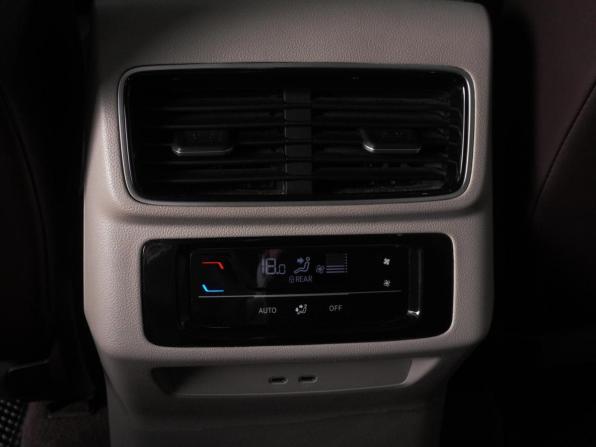 Volkswagen Tavendor I с пробегом 2023 года, цена 5 039 000 рублей, 52421 км, внедорожник, Автокод Объявления