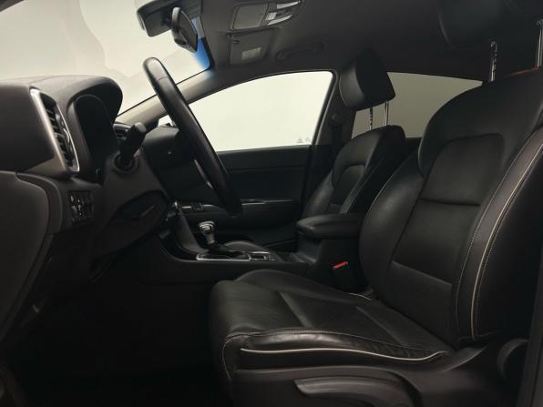 Kia Sportage IV Рестайлинг с пробегом 2019 года, цена 2 355 000 рублей, 92885 км, внедорожник, Автокод Объявления