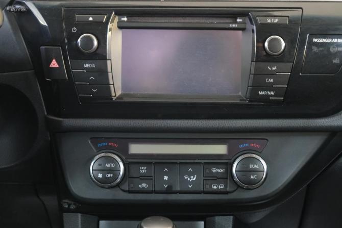 Toyota Corolla XI (E160 E170 E180) с пробегом 2014 года, цена 1 399 000 рублей, 155000 км, седан, Автокод Объявления