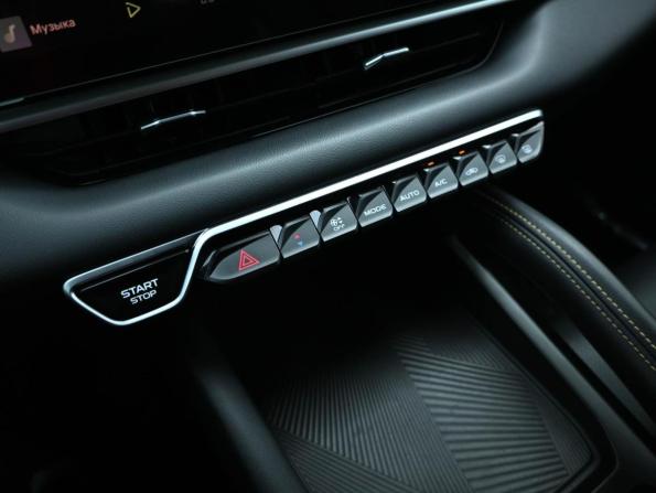 Geely Coolray I Рестайлинг 2 с пробегом 2025 года, цена 2 399 000 рублей, 11608 км, внедорожник, Автокод Объявления
