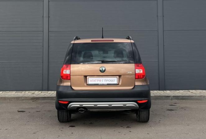 Skoda Yeti I с пробегом 2013 года, цена 880 000 рублей, 152396 км, внедорожник, Автокод Объявления