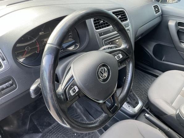 Volkswagen Polo V Рестайлинг с пробегом 2016 года, цена 1 129 000 рублей, 139023 км, седан, Автокод Объявления