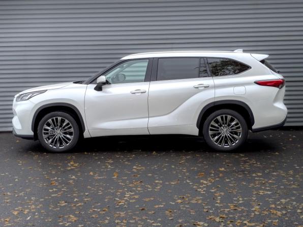 Toyota Highlander IV (XU70) с пробегом 2025 года, цена 5 200 000 рублей, 10252 км, внедорожник, Автокод Объявления