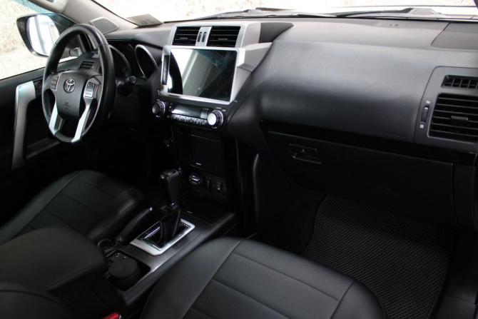 Toyota Land Cruiser Prado 150 Series Рестайлинг 1 с пробегом 2013 года, цена 3 085 000 рублей, 254466 км, внедорожник, Автокод Объявления