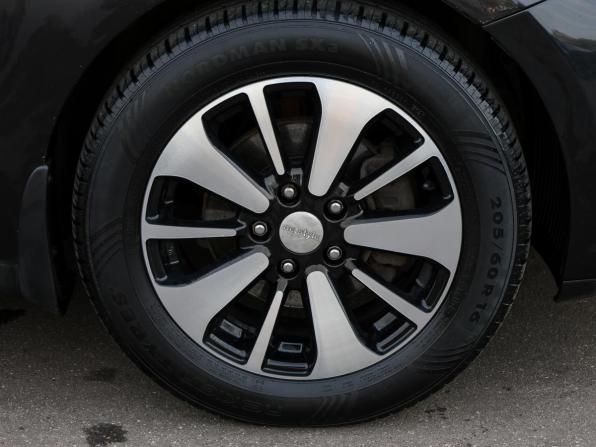 Kia Ceed II с пробегом 2014 года, цена 949 000 рублей, 179482 км, универсал, Автокод Объявления