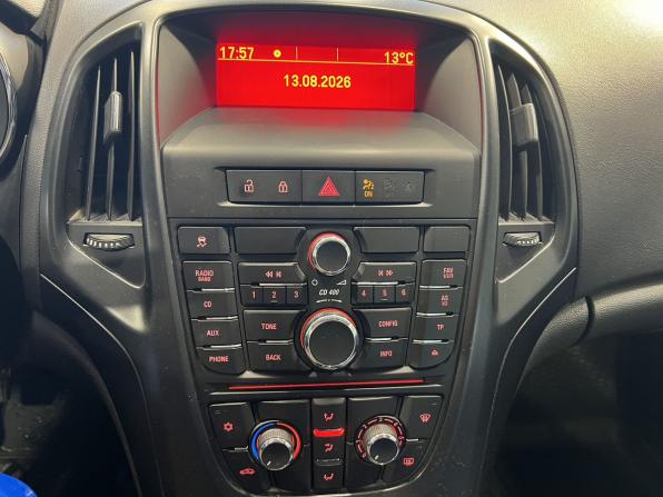 Opel Astra J с пробегом 2010 года, цена 521 000 рублей, 187000 км, хэтчбек, Автокод Объявления