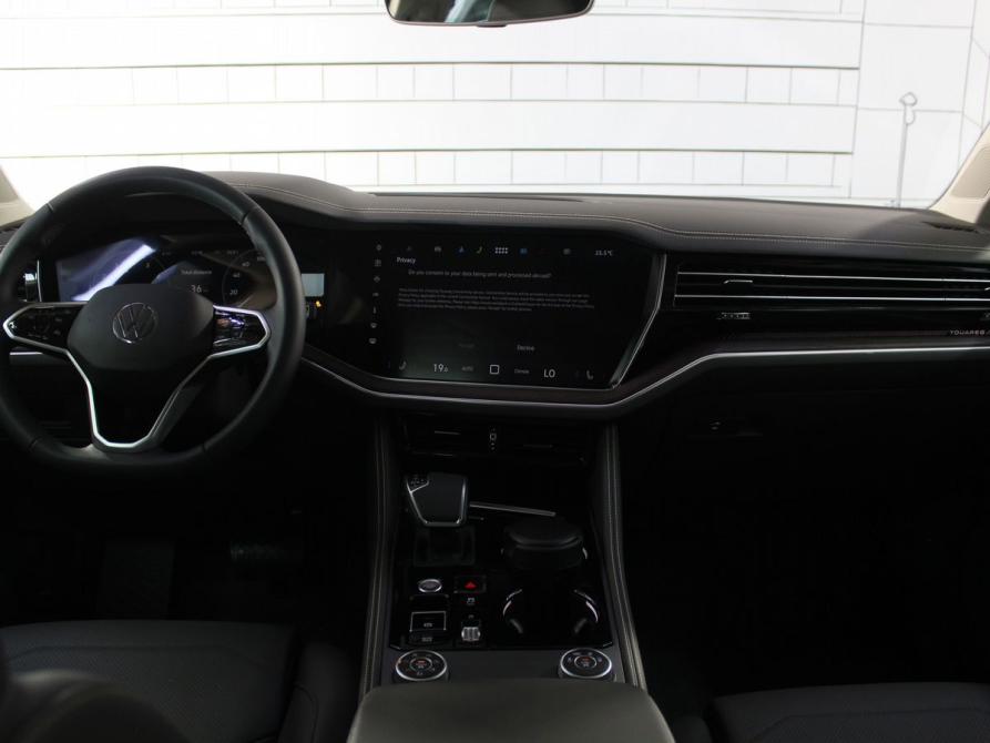 Volkswagen Touareg III Рестайлинг Москва  - изображение 2