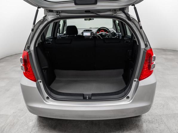 Honda Fit II с пробегом 2010 года, цена 850 000 рублей, 74864 км, хэтчбек, Автокод Объявления