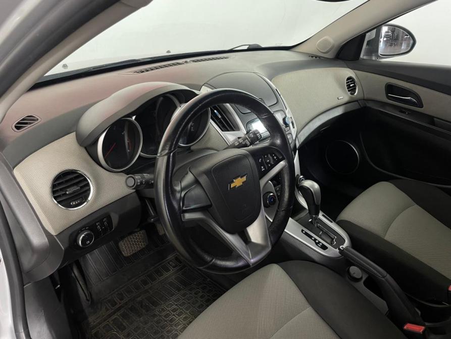 Chevrolet Cruze I Рестайлинг Воронеж  - изображение 8